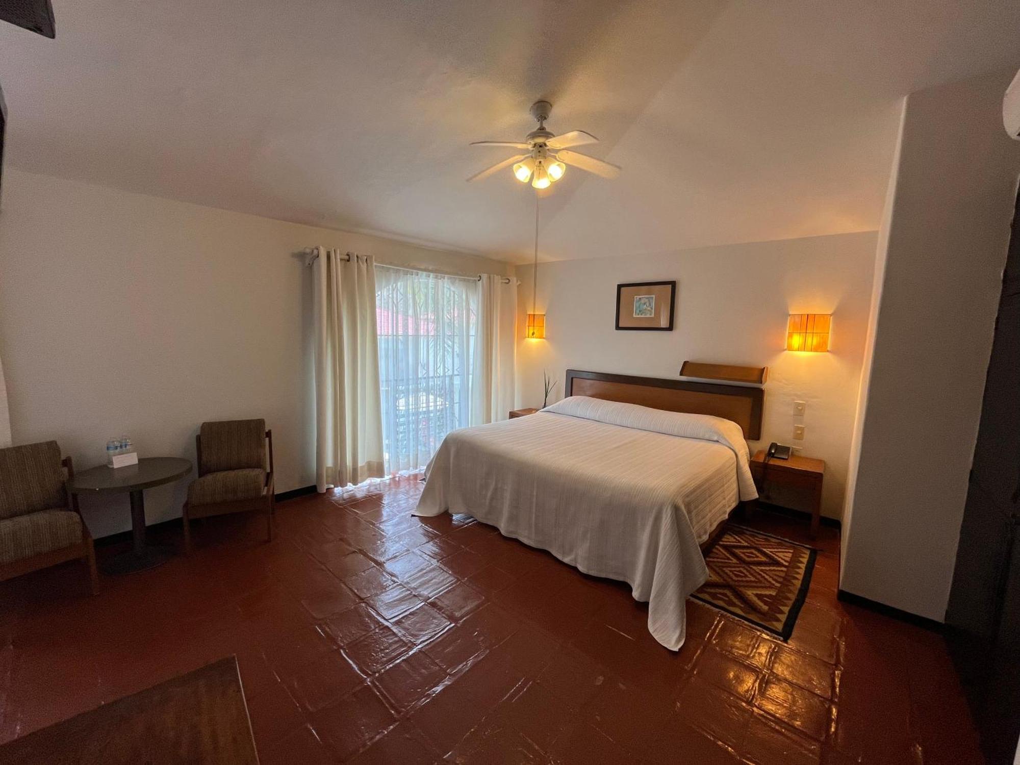 Hotel Ilebal Cuernavaca Bagian luar foto