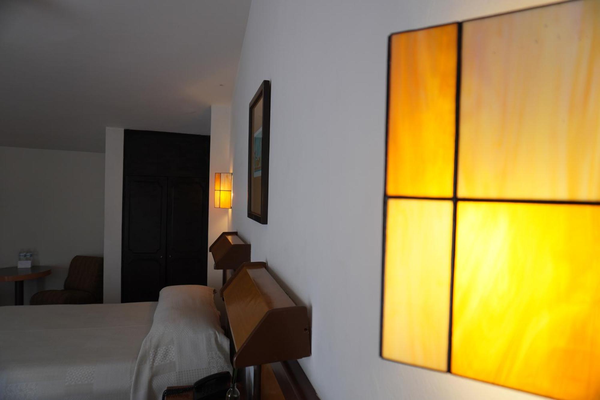 Hotel Ilebal Cuernavaca Bagian luar foto