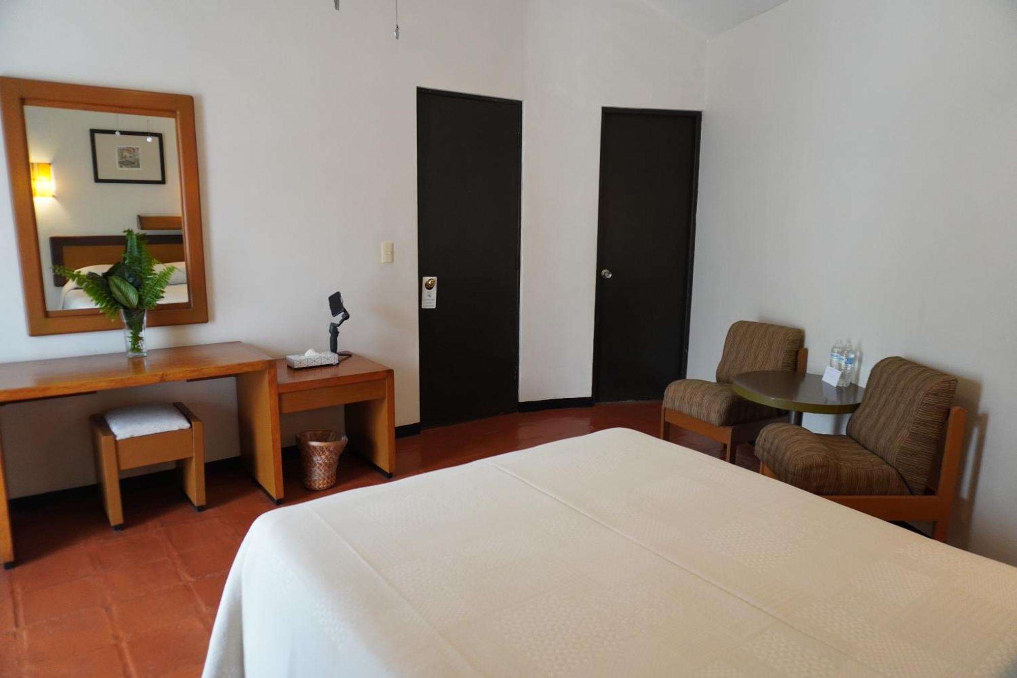 Hotel Ilebal Cuernavaca Bagian luar foto